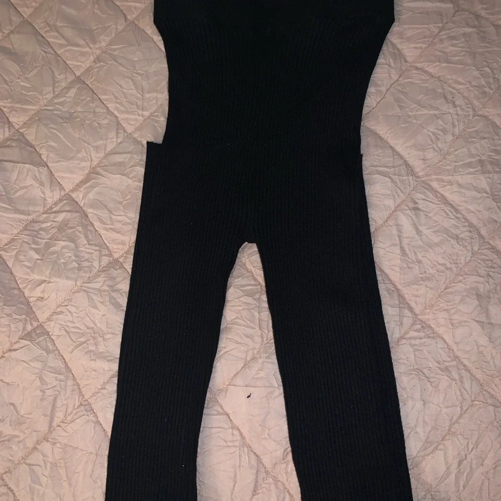 Becca Matching Set - Picture 4 of 4